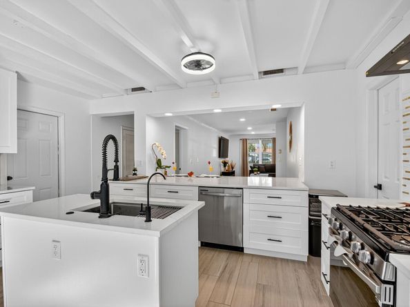 701 S D Street, Lake Worth Beach FL 33460