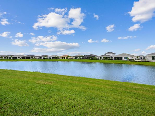5603 Liberty Lane, Westlake FL 33470