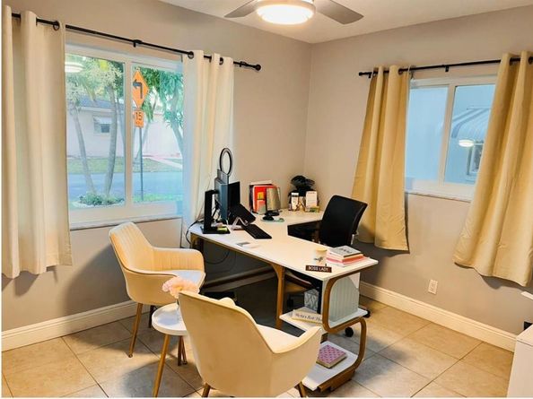 5907 NW 74th Ave, Tamarac FL 33321