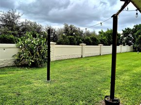 5907 NW 74th Ave, Tamarac FL 33321