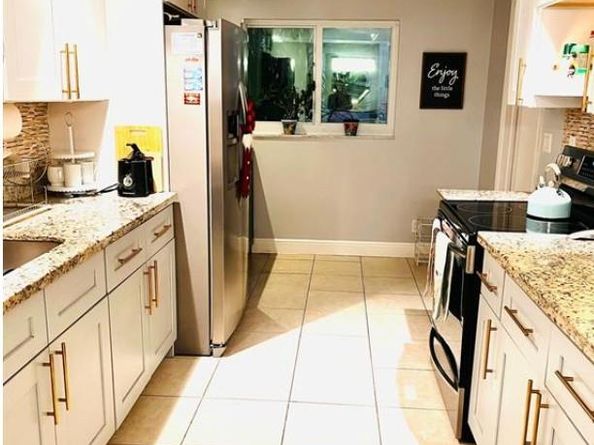 5907 NW 74th Ave, Tamarac FL 33321