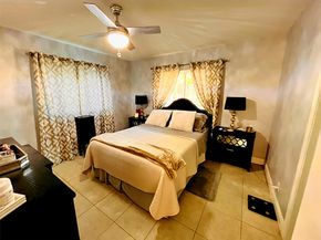 5907 NW 74th Ave, Tamarac FL 33321