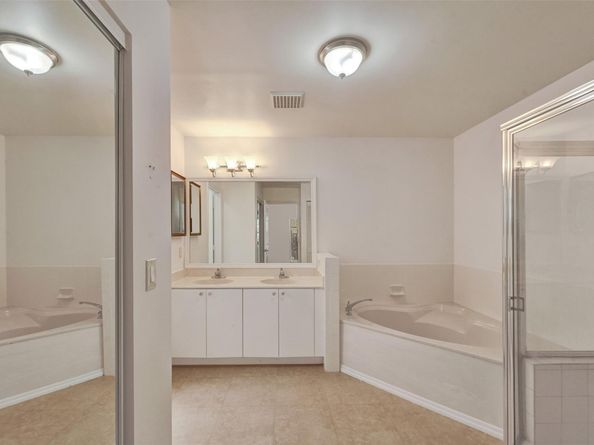 13829 NW 22nd St, Sunrise FL 33323