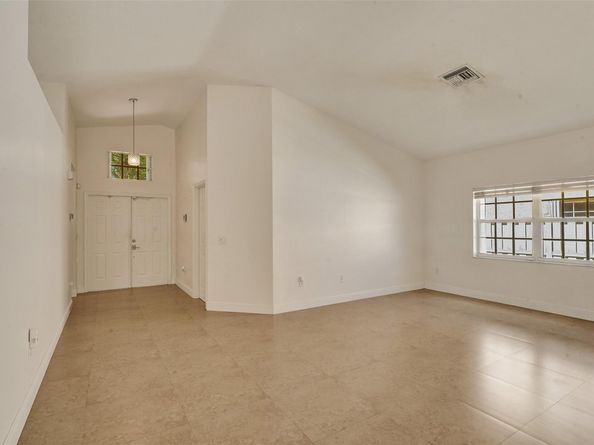 13829 NW 22nd St, Sunrise FL 33323