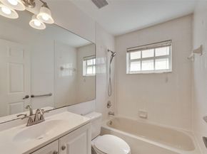 13829 NW 22nd St, Sunrise FL 33323