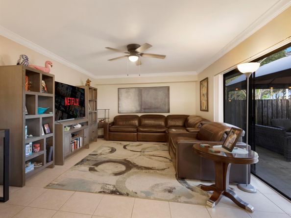 3231 32nd Way, West Palm Beach FL 33407