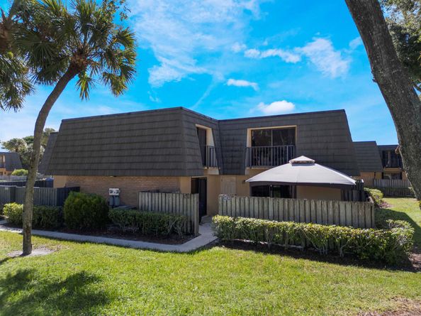 3231 32nd Way, West Palm Beach FL 33407