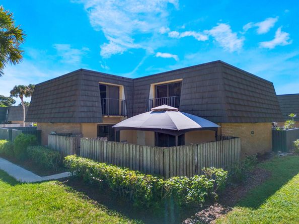 3231 32nd Way, West Palm Beach FL 33407