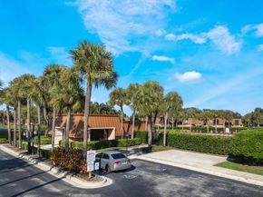 3231 32nd Way, West Palm Beach FL 33407