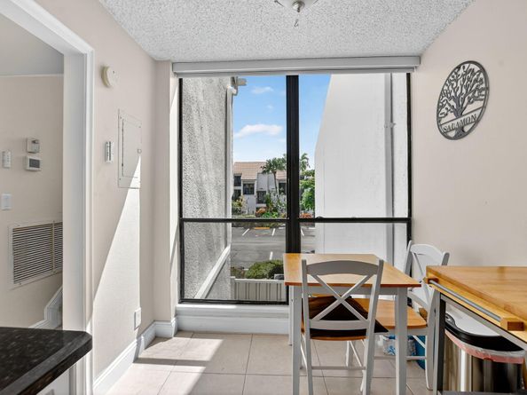 1004 Bridgewood Place, Boca Raton FL 33434
