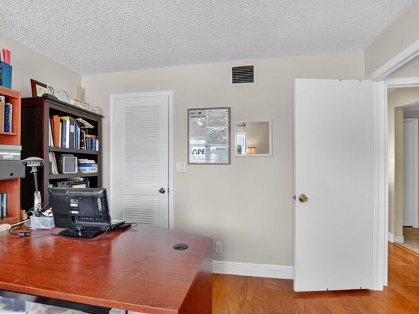 1004 Bridgewood Place, Boca Raton FL 33434