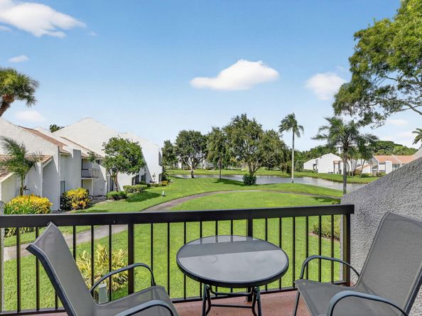 1004 Bridgewood Place, Boca Raton FL 33434