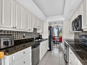 1004 Bridgewood Place, Boca Raton FL 33434