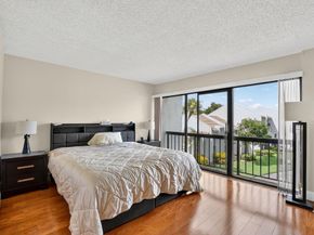 1004 Bridgewood Place, Boca Raton FL 33434