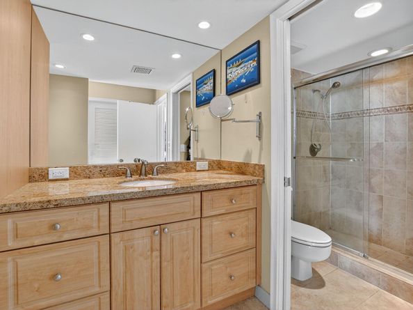 1004 Bridgewood Place, Boca Raton FL 33434