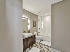 159 NE 6th Street 4813, Miami FL 33132