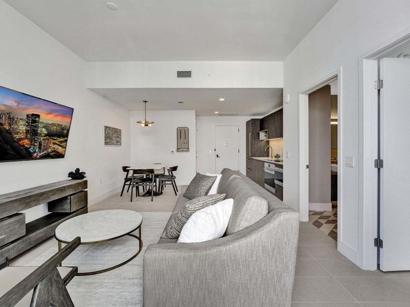 159 NE 6th Street 4813, Miami FL 33132
