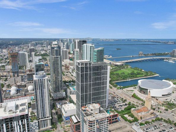 159 NE 6th Street 4813, Miami FL 33132