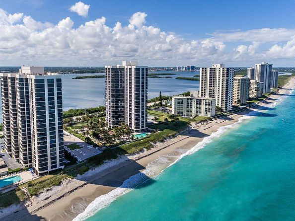 5380 N Ocean Drive 9d, Singer Island FL 33404