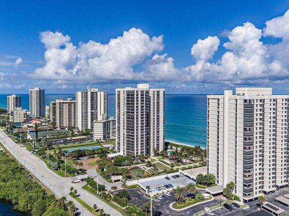 5380 N Ocean Drive 9d, Singer Island FL 33404