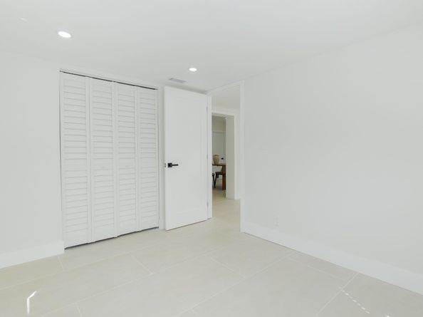 4330 NE 13th Avenue, Oakland Park FL 33334
