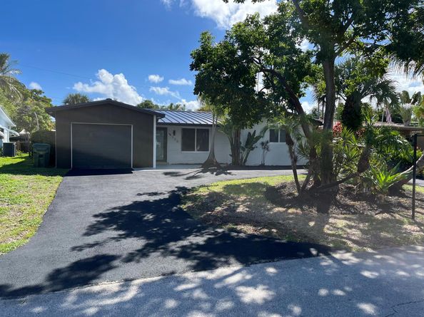 4330 NE 13th Avenue, Oakland Park FL 33334