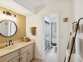 149 NW 70th St 106, Boca Raton FL 33487