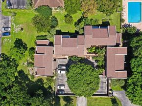 149 NW 70th St 106, Boca Raton FL 33487