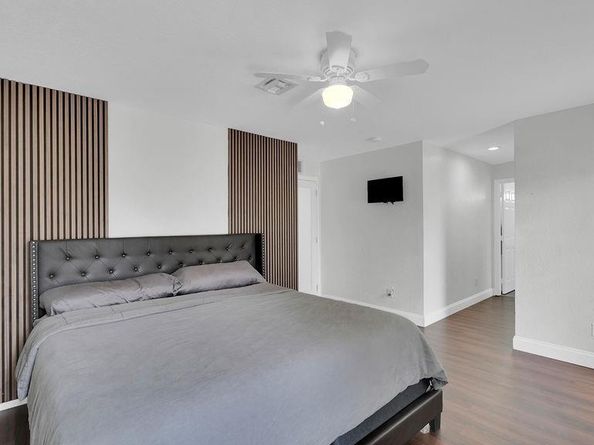713 NW 6th St, Hallandale Beach FL 33009