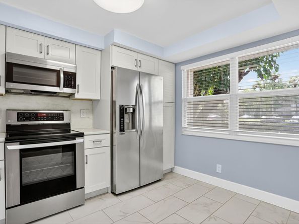 2003 Granada Dr F1, Coconut Creek FL 33066