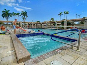 2003 Granada Dr F1, Coconut Creek FL 33066