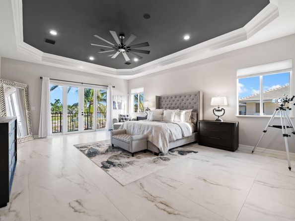 70 N Compass Dr, Fort Lauderdale FL 33308