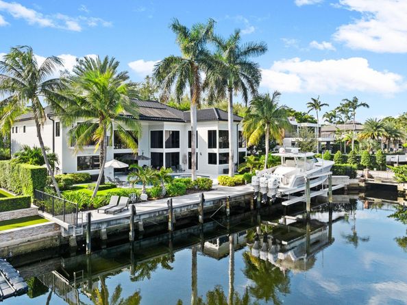70 N Compass Dr, Fort Lauderdale FL 33308