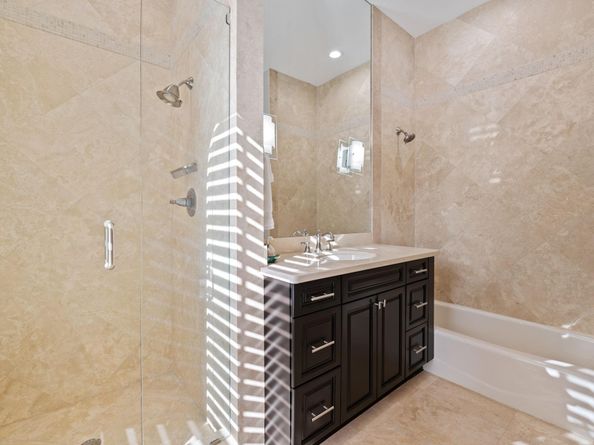 70 N Compass Dr, Fort Lauderdale FL 33308