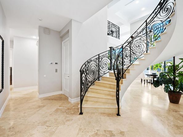 70 N Compass Dr, Fort Lauderdale FL 33308