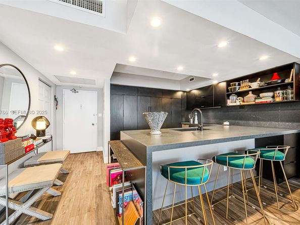 5600 Collins Avenue 12E, Miami Beach FL 33140