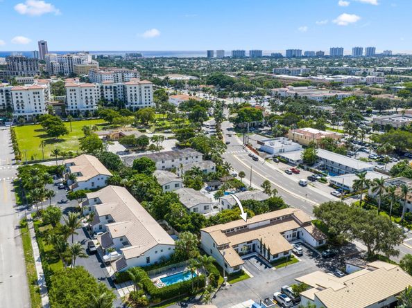 361 W Camino Real 9, Boca Raton FL 33432