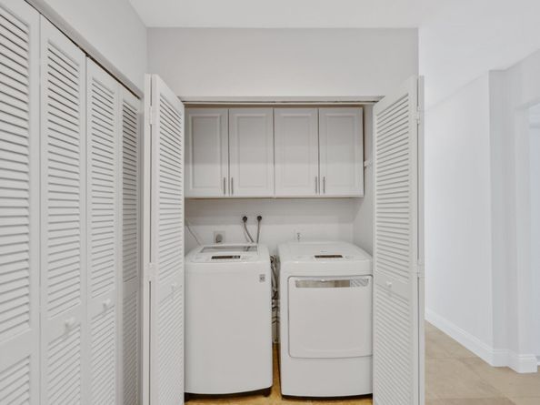 361 W Camino Real 9, Boca Raton FL 33432
