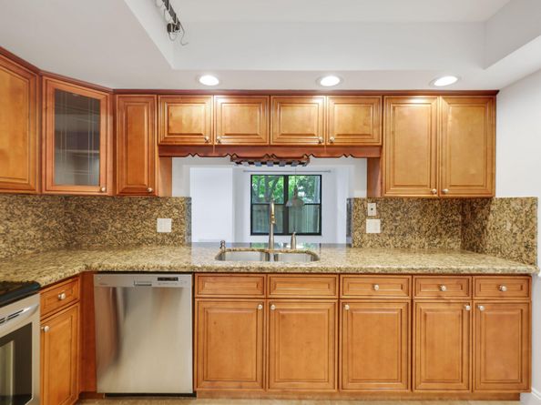 361 W Camino Real 9, Boca Raton FL 33432