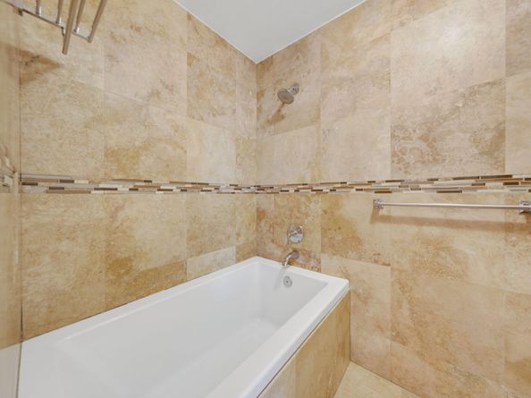 361 W Camino Real 9, Boca Raton FL 33432