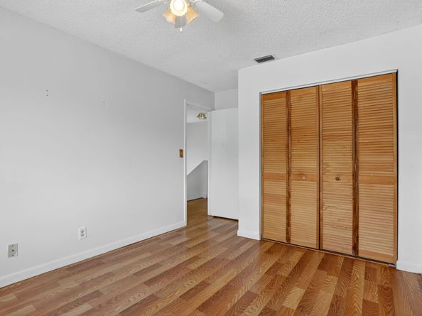 1343 Sussex Dr, North Lauderdale FL 33068