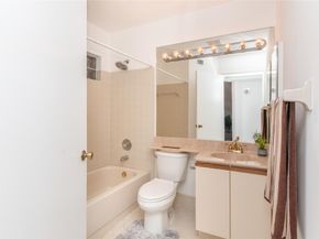 10631 NW 14 St 218, Plantation FL 33322