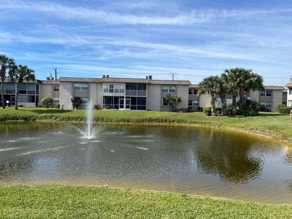 504 Davis Road 95, Palm Springs FL 33461