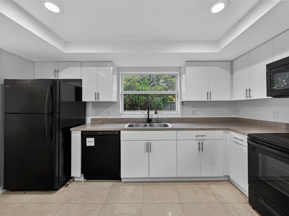 206 NW 5th Avenue, Boynton Beach FL 33435