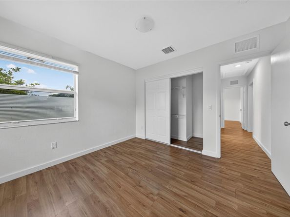 206 NW 5th Avenue, Boynton Beach FL 33435