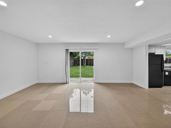 206 NW 5th Avenue, Boynton Beach FL 33435