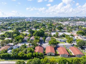 237 NW 12th Ct, Pompano Beach FL 33060
