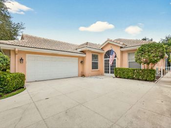 130 S Hampton Drive
