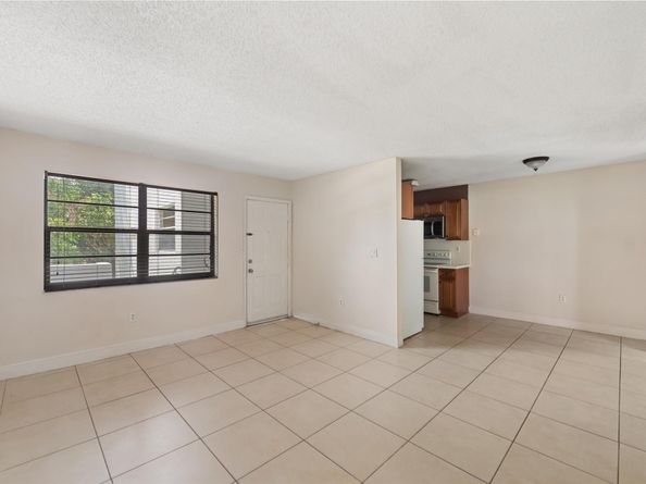 1925 Madison St 22, Hollywood FL 33020