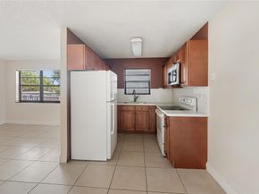 1925 Madison St 22, Hollywood FL 33020